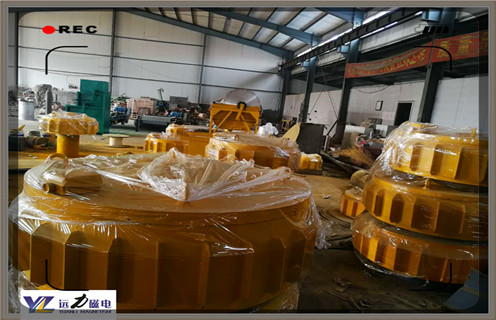 吊挂电磁午夜精品久久久久久的工作原理